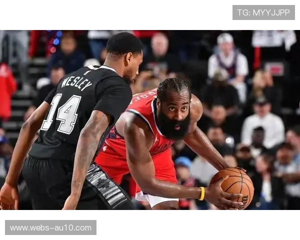 哈登快船时期组织能力,激活队友进攻潜能